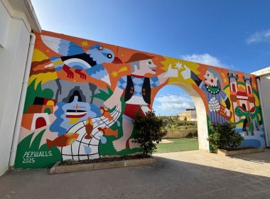 A mural on a arch of a building