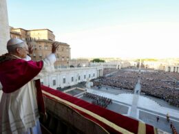 Pope Leo XiV on the balcony