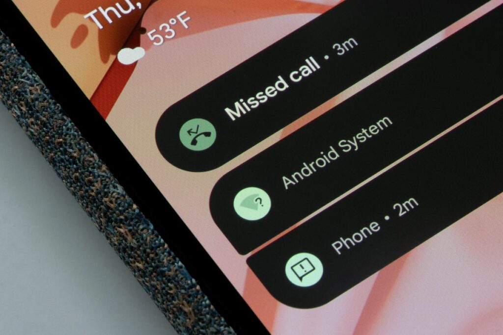 a phone showing a missed call