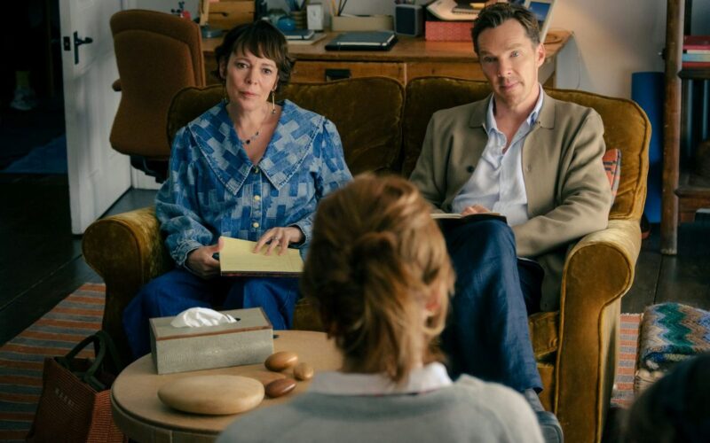 Olivia Colman and Benedict Cumberbatch as Ivy and Theo Rose. Searchlight Pictures