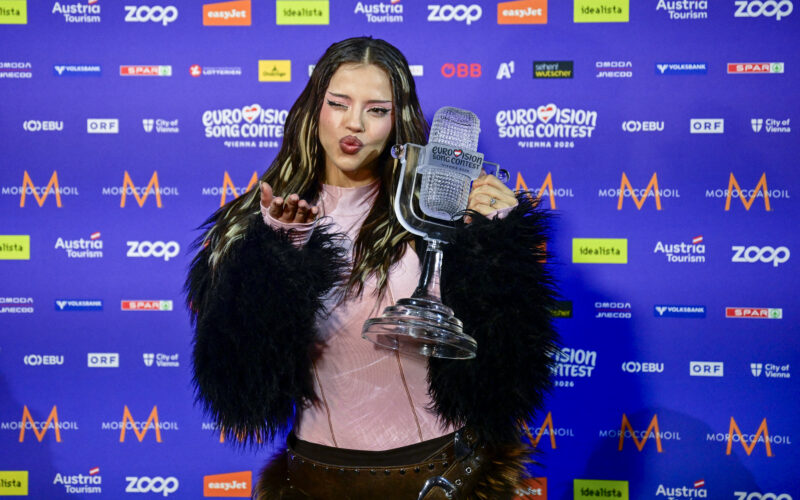 dara-dancing-to-victory-at-eurovision-times